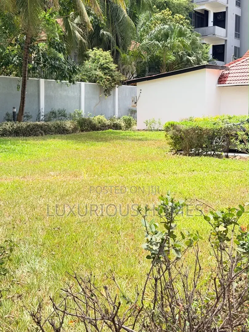 5bdrm House in Masaki for rent