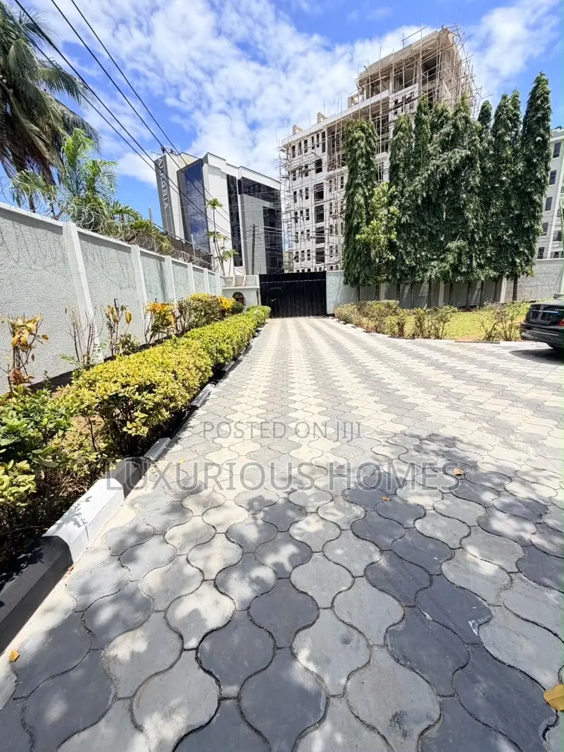 5bdrm House in Masaki for rent