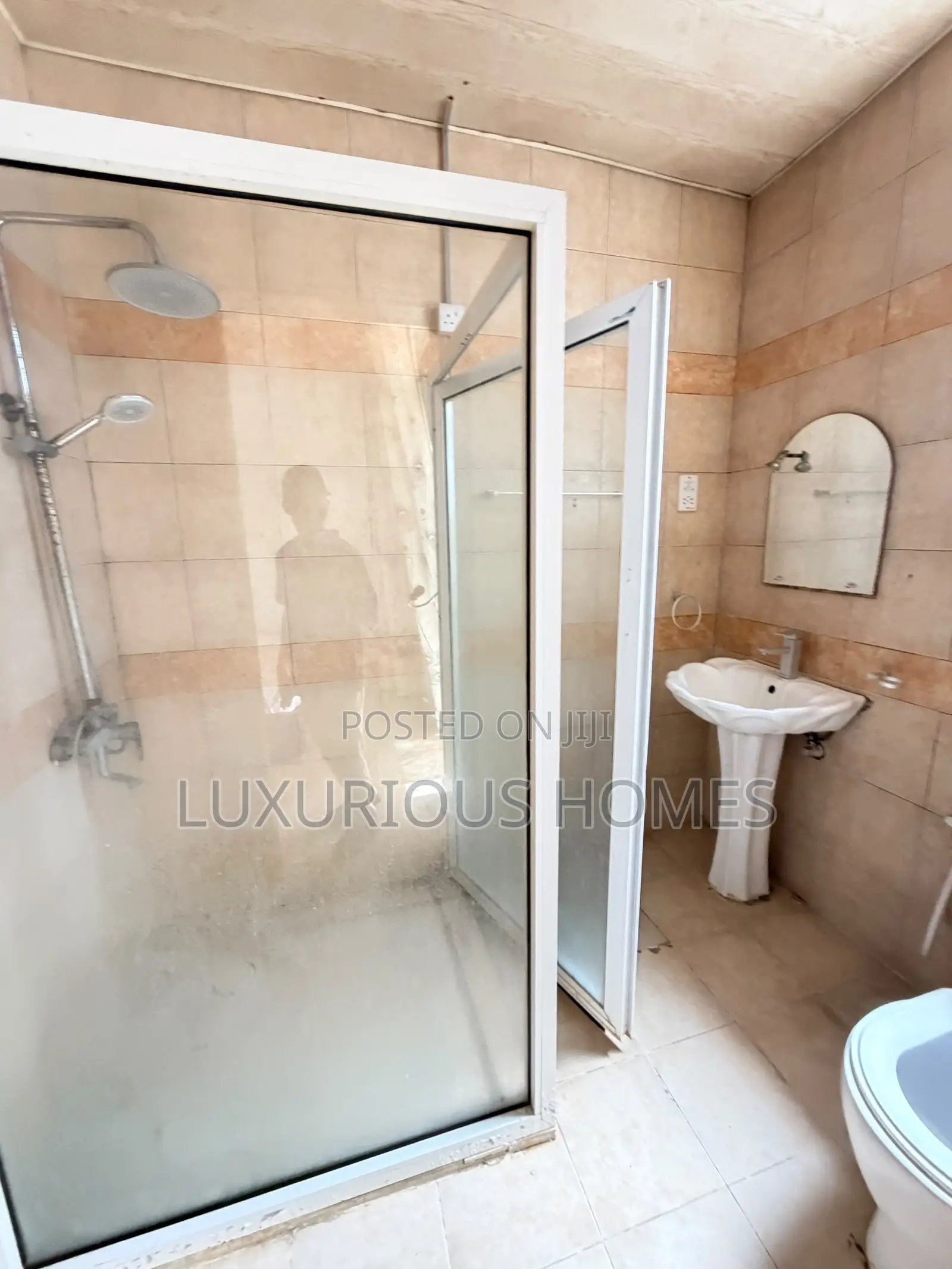 Furnished 4bdrm Apartment in Oyster Bay for rent