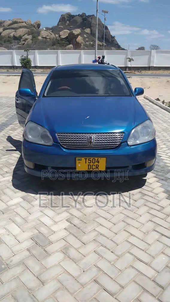 Toyota Mark II 2002 Blue