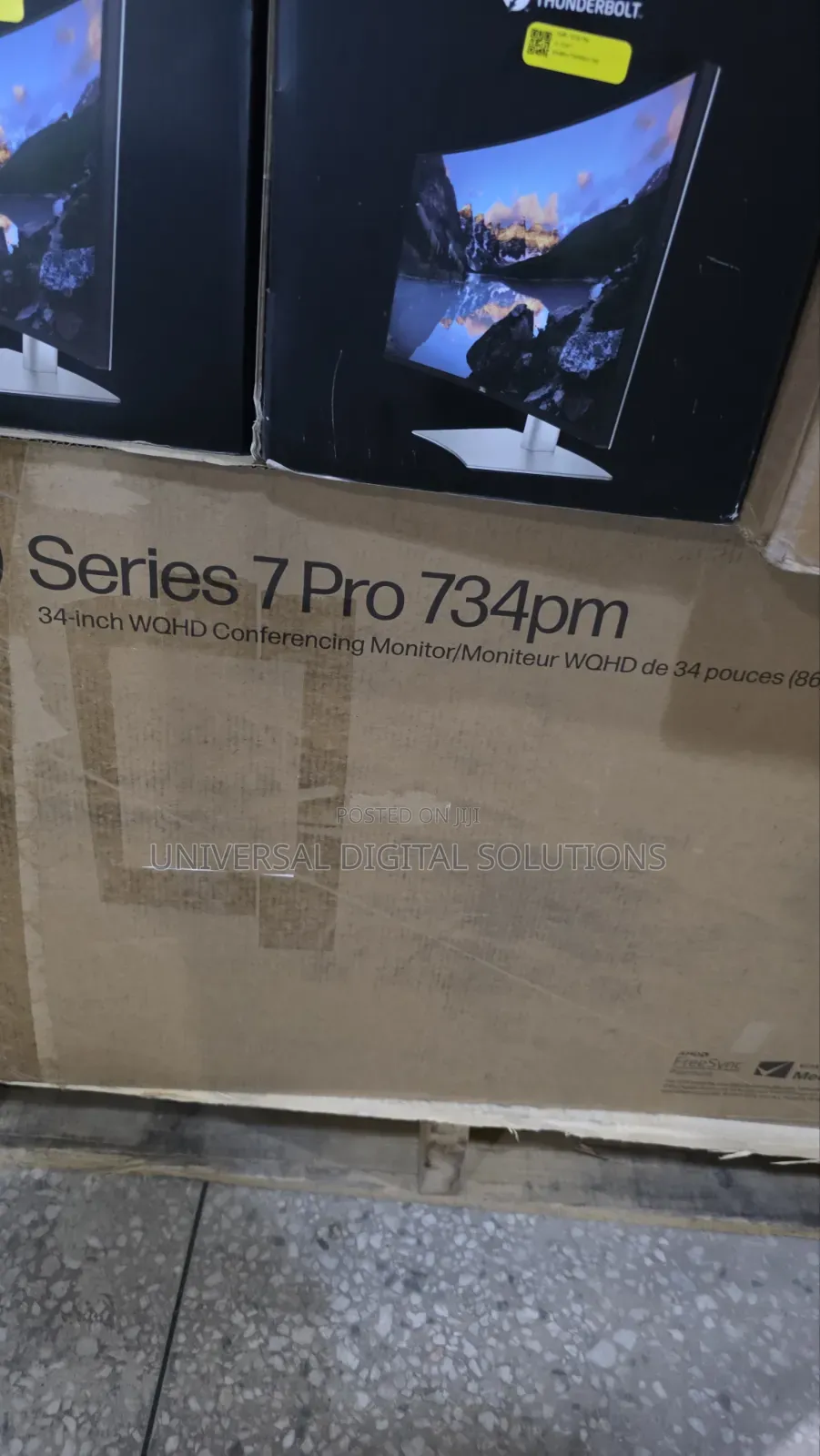Curved Monitor