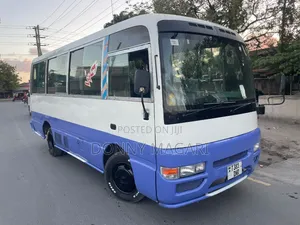 Nissan Civilian 2003 White