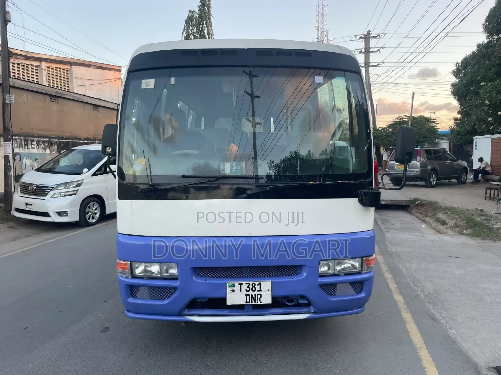 Nissan Civilian 2003 White