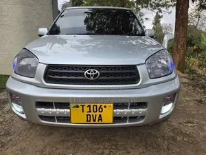Toyota RAV4 Automatic 2003 Silver