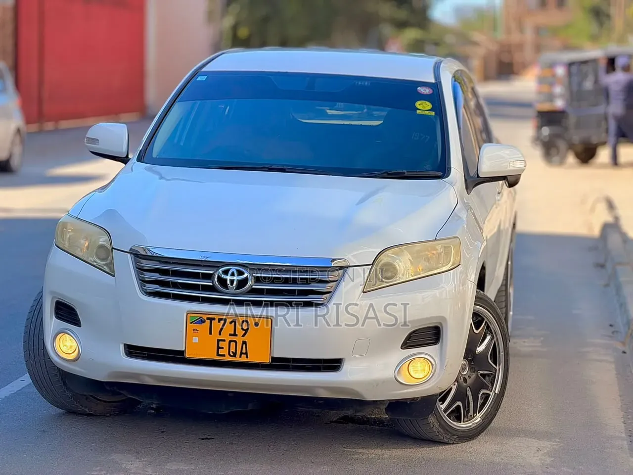 Toyota Vanguard 2008 White
