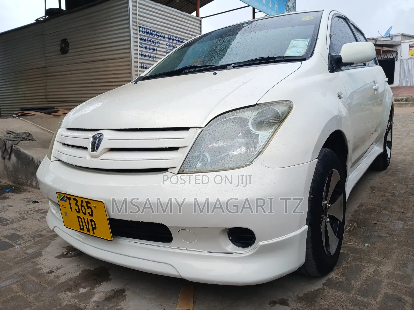 Toyota IST 2004 White