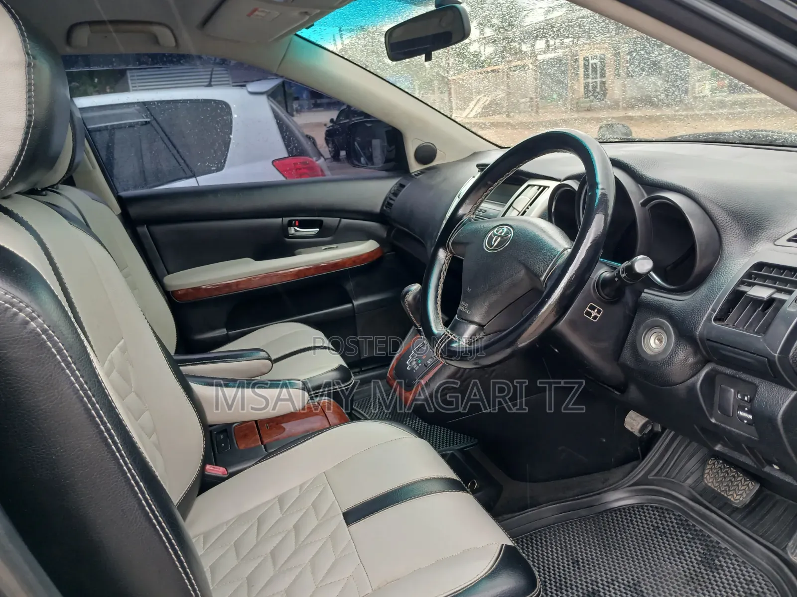 Toyota Harrier 2.4 2010 Black