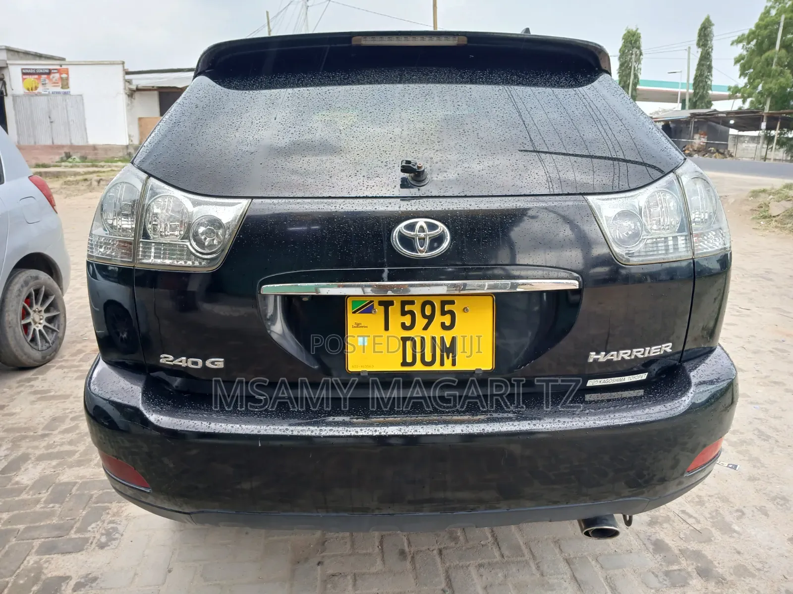 Toyota Harrier 2.4 2010 Black