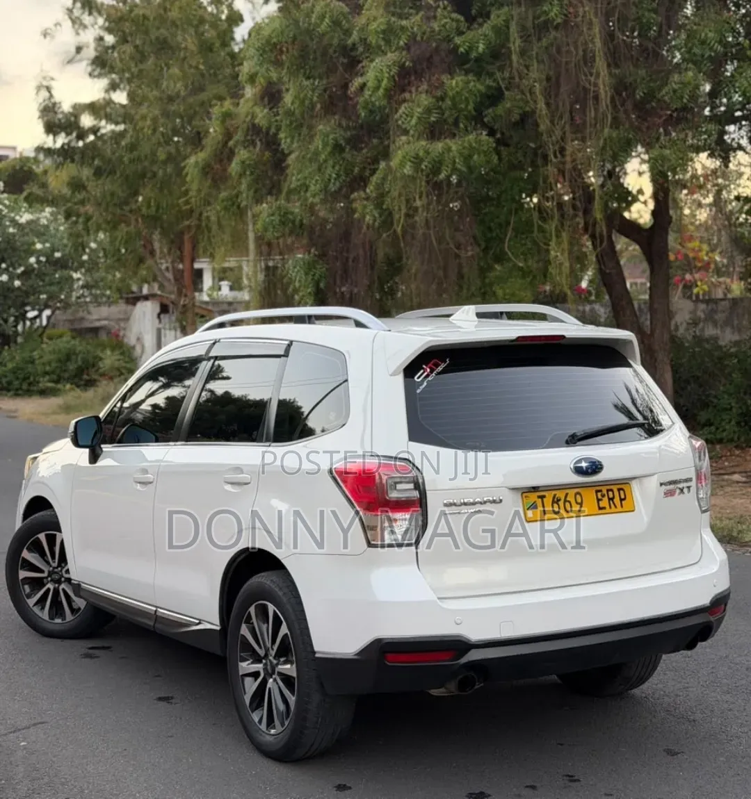 Subaru Forester 2017 White