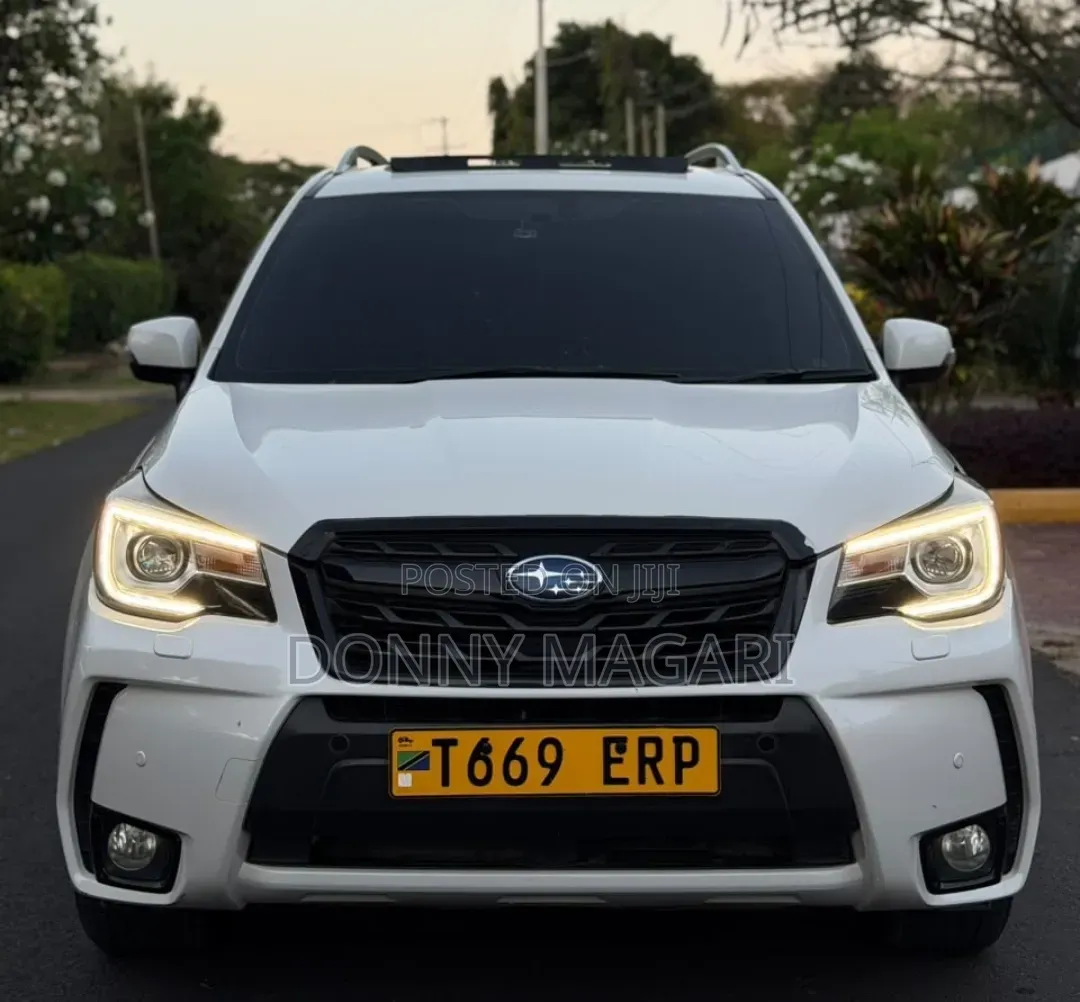 Subaru Forester 2017 White
