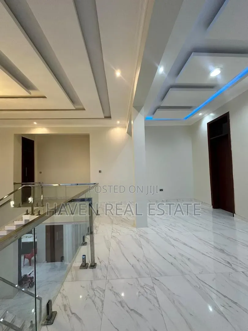 5bdrm House in Mbweni for sale
