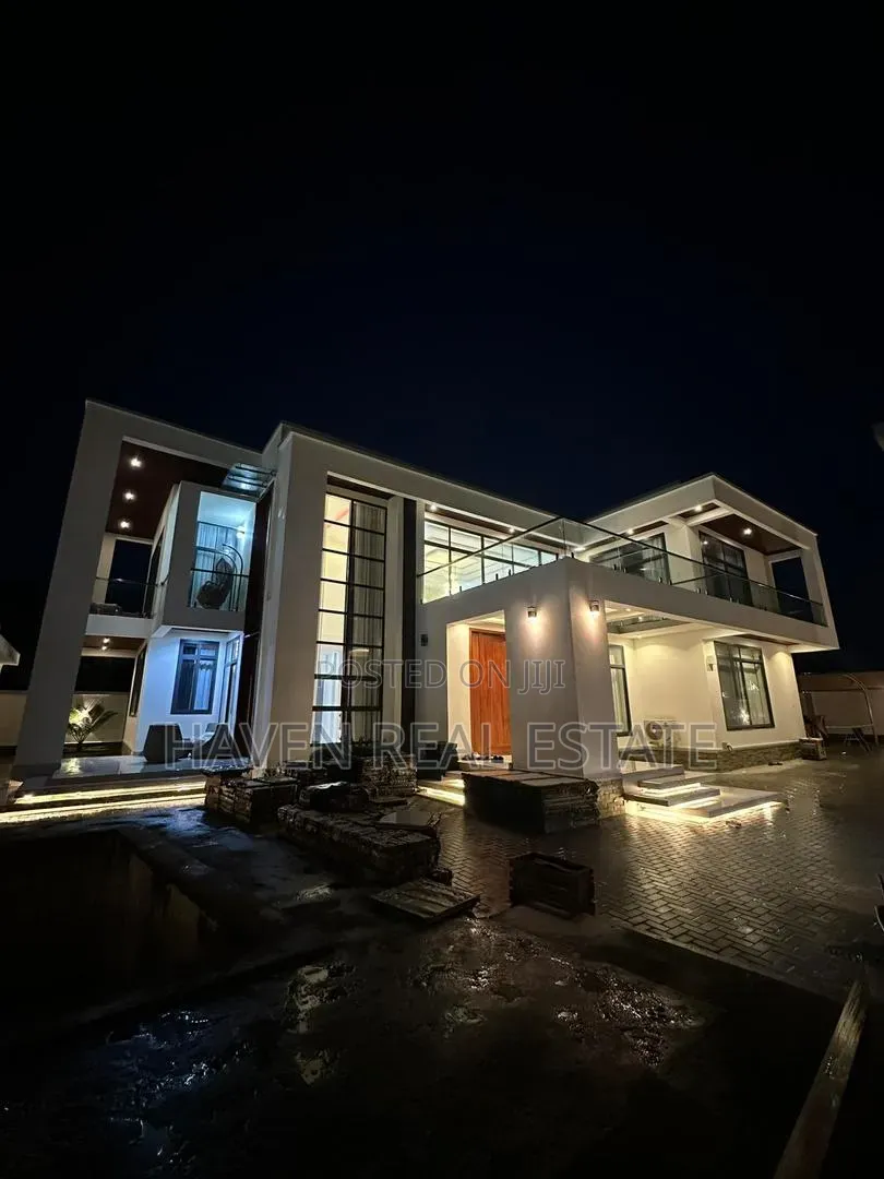 5bdrm House in Mbweni for sale
