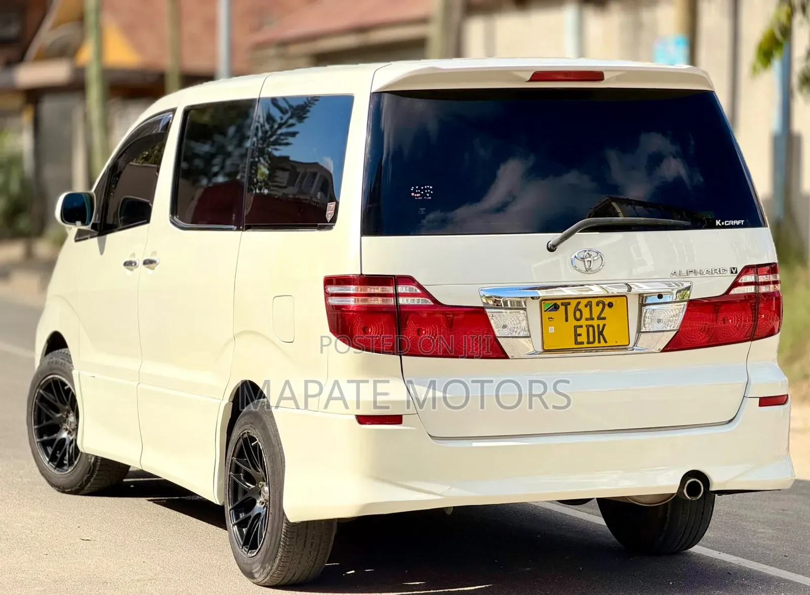 Toyota Alphard 2.4 Petrol AWD 2007 White