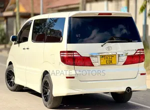 Toyota Alphard 2.4 Petrol AWD 2007 White