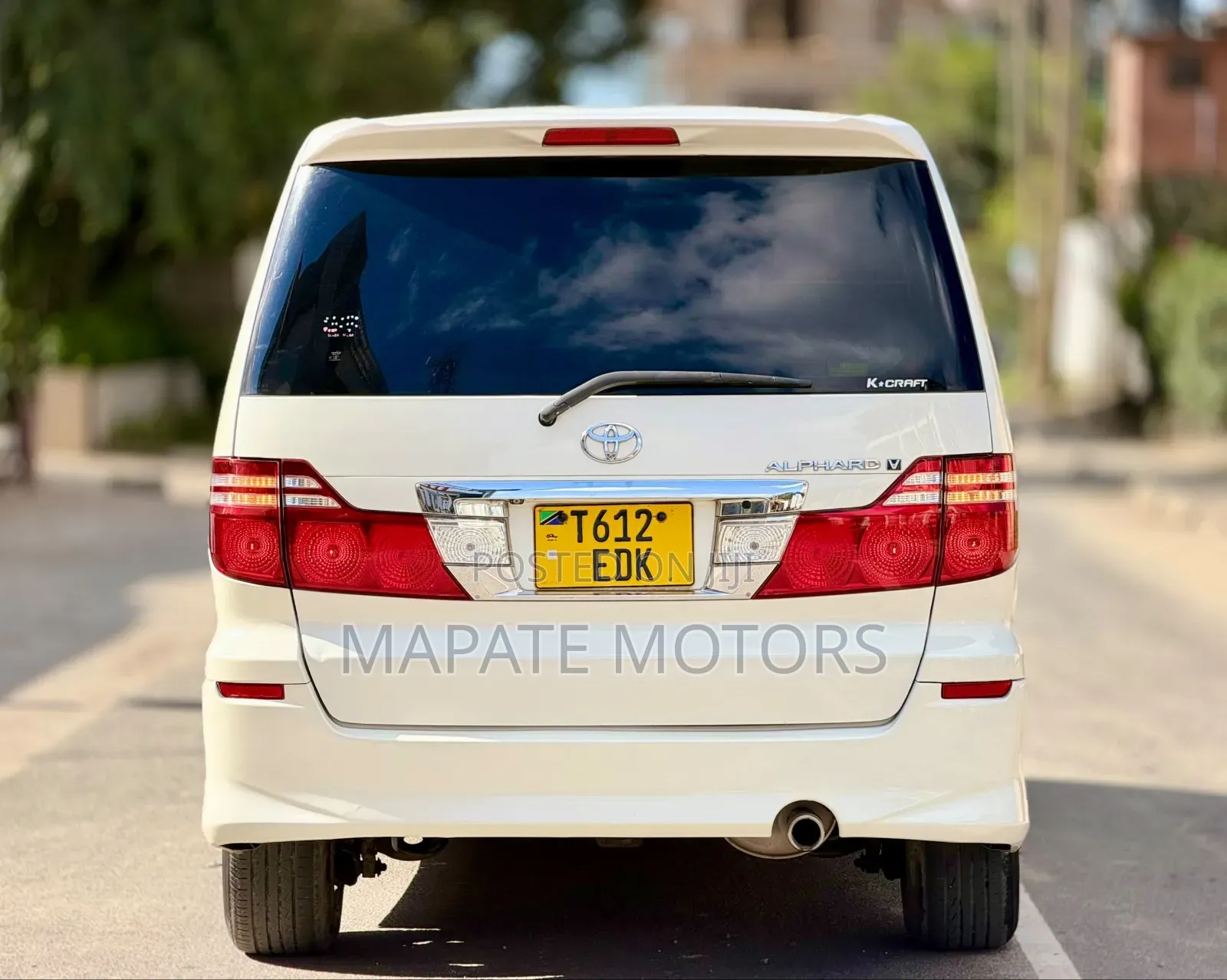Toyota Alphard 2.4 Petrol AWD 2007 White