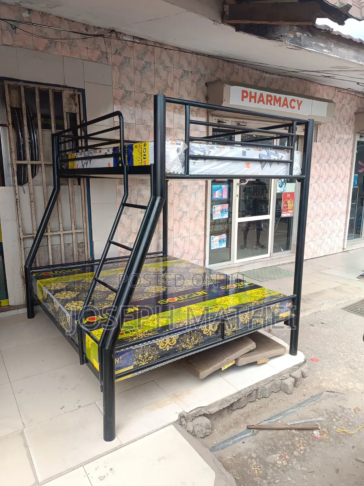 Dable Deka 5/6 and 4/6 Including Mattress