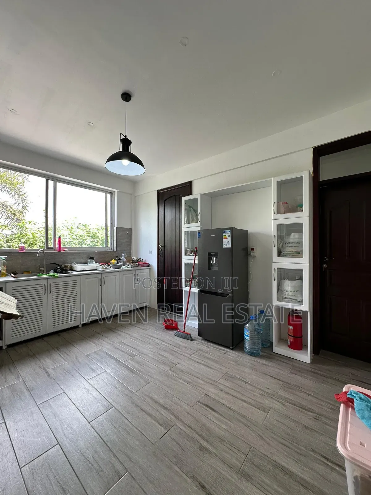 Furnished 3bdrm Apartment in Mikocheni for rent