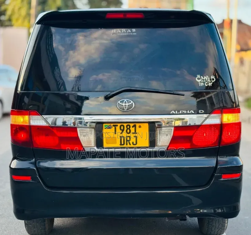 Toyota Alphard 2.4 Petrol AWD 2004 Black