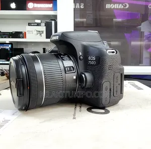 The Canon 750d With Lens 18-55mm
