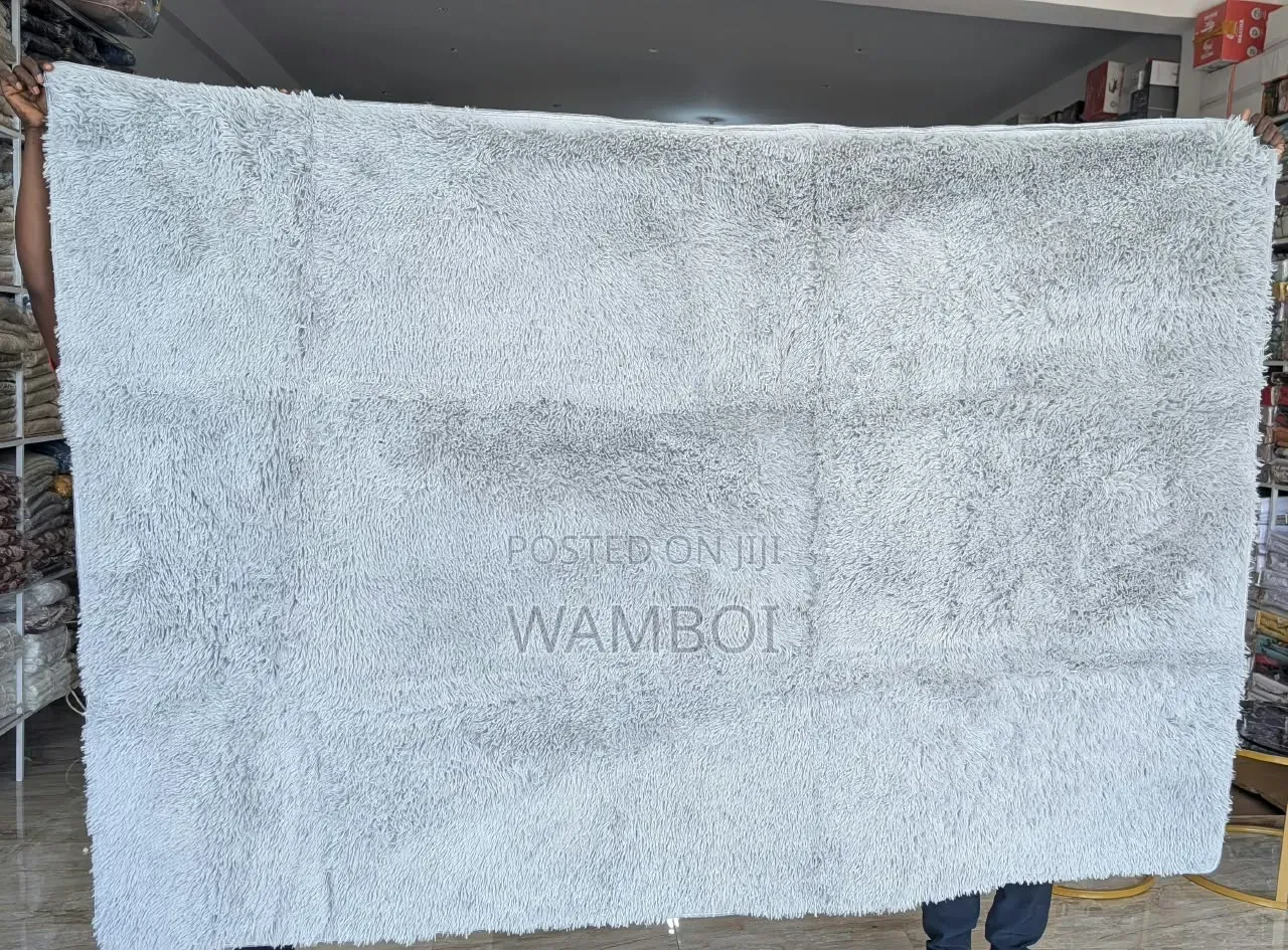 Carpet Nzuri Za Manyoya