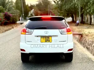Toyota Harrier 2007 White