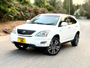 Toyota Harrier 2007 White