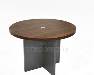 Round Table (Choc 02)