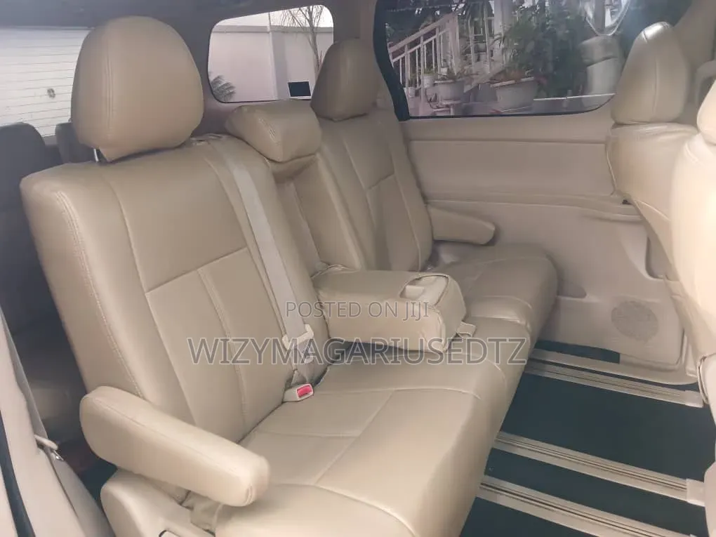 Toyota Vellfire 2010 Matt Black