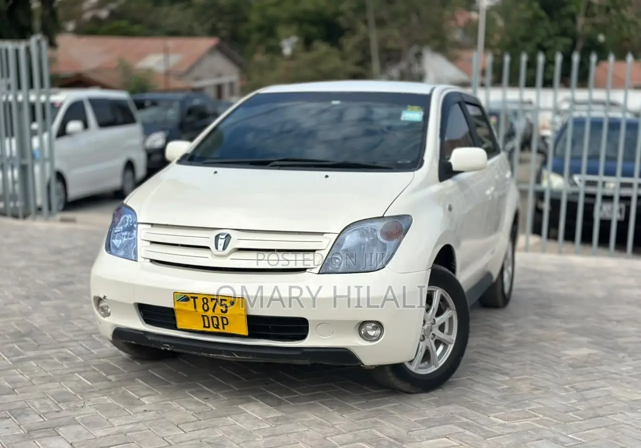 Toyota IST 2005 Pearl