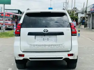 Toyota Land Cruiser Prado 2.8 2023 White