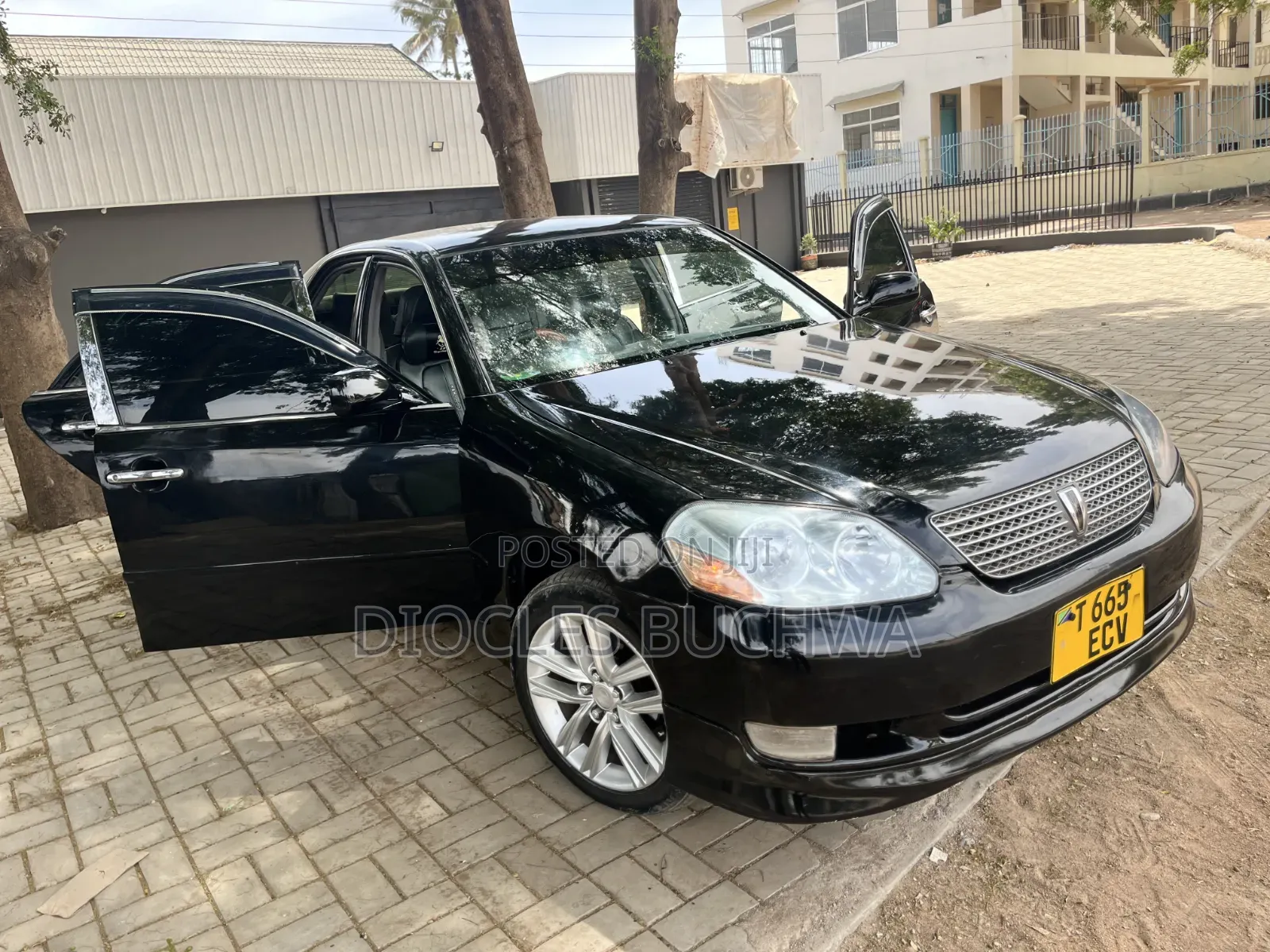 Toyota Mark II 2.0 RWD 2001 Black