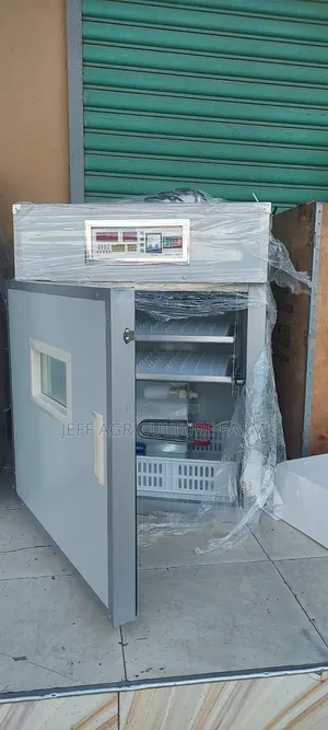 176 Fully Automatic Incubator