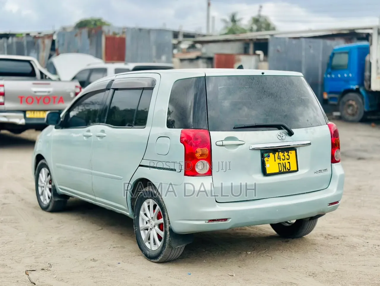 Toyota Raum 2003 Blue
