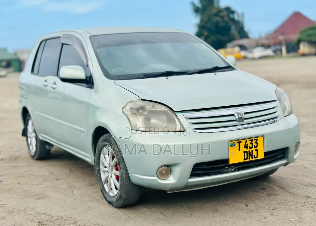 Toyota Raum 2003 Blue