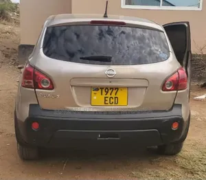 Nissan Dualis 2007 Gold