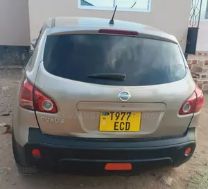 Nissan Dualis 2007 Gold