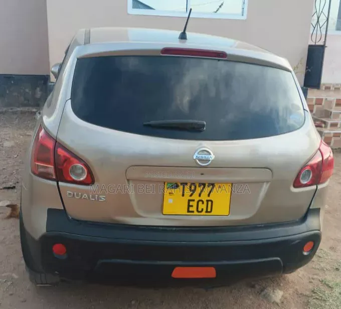 Nissan Dualis 2007 Gold
