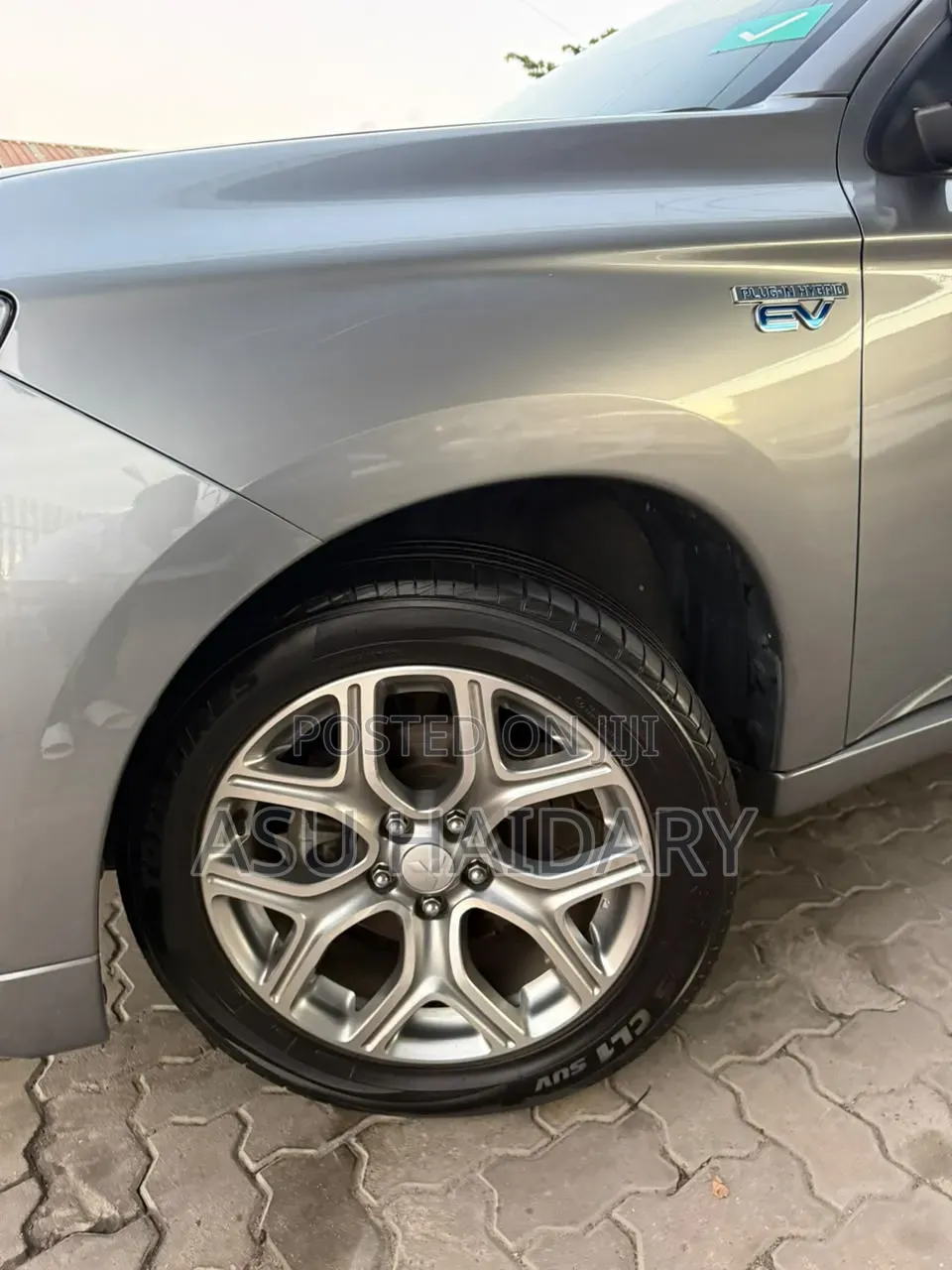 Mitsubishi Outlander 2.0 PHEV AWD 2014 Silver