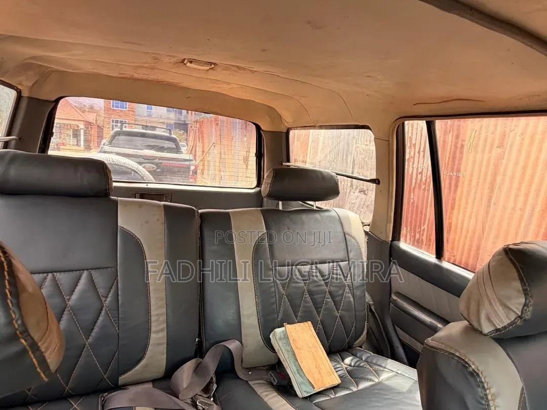 Toyota Land Cruiser 2002 Green