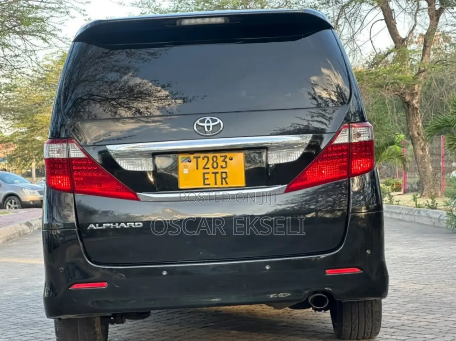 Toyota Alphard 2010 Black