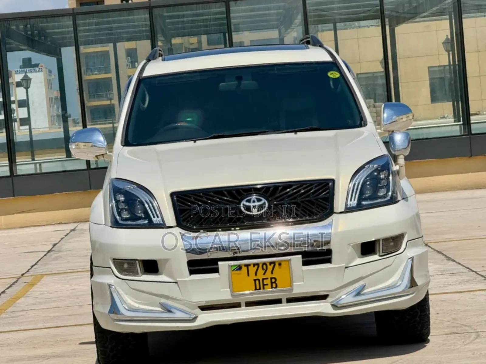 Toyota Land Cruiser Prado 2006 White