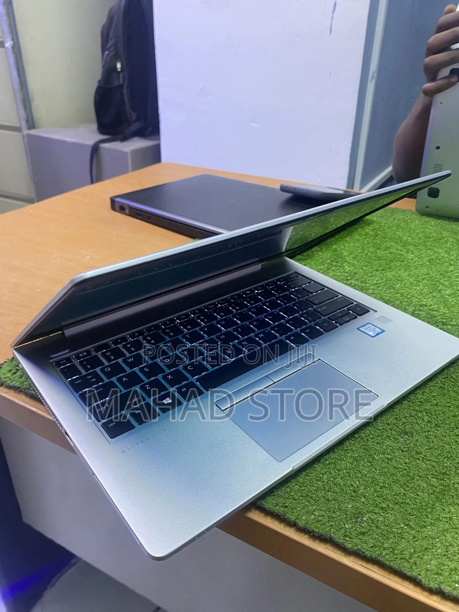Laptop HP EliteBook 840 G6 8GB Intel Core i7 SSHD (Hybrid) 256GB