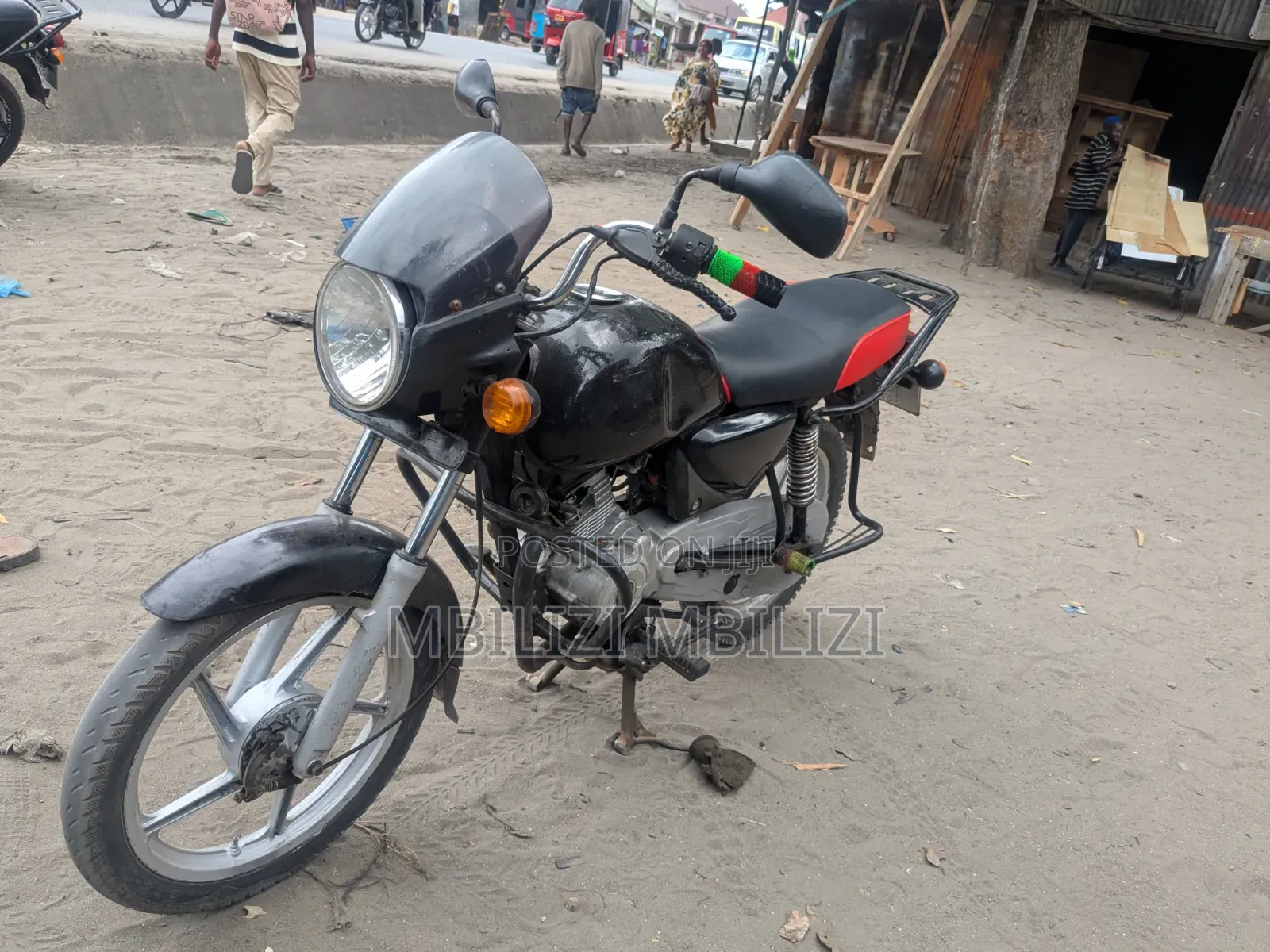 Bajaj Boxer 150 UG 2023 Black