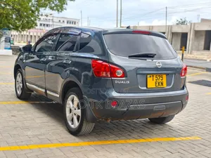 Nissan Dualis 2010 Gray