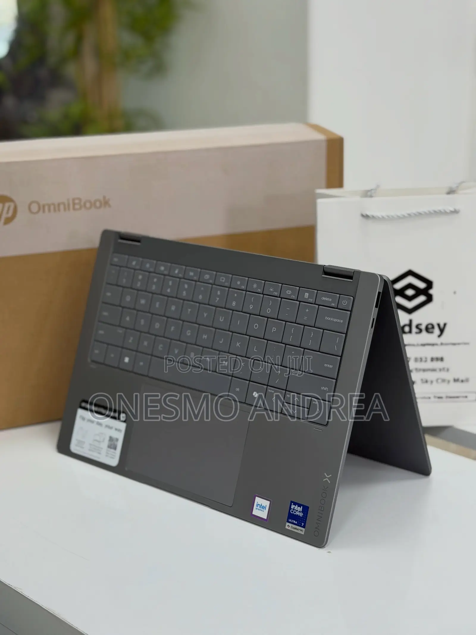 New Laptop HP OmniBook X Flip 14" 16GB Intel Core Ultra 7 SSD 1T