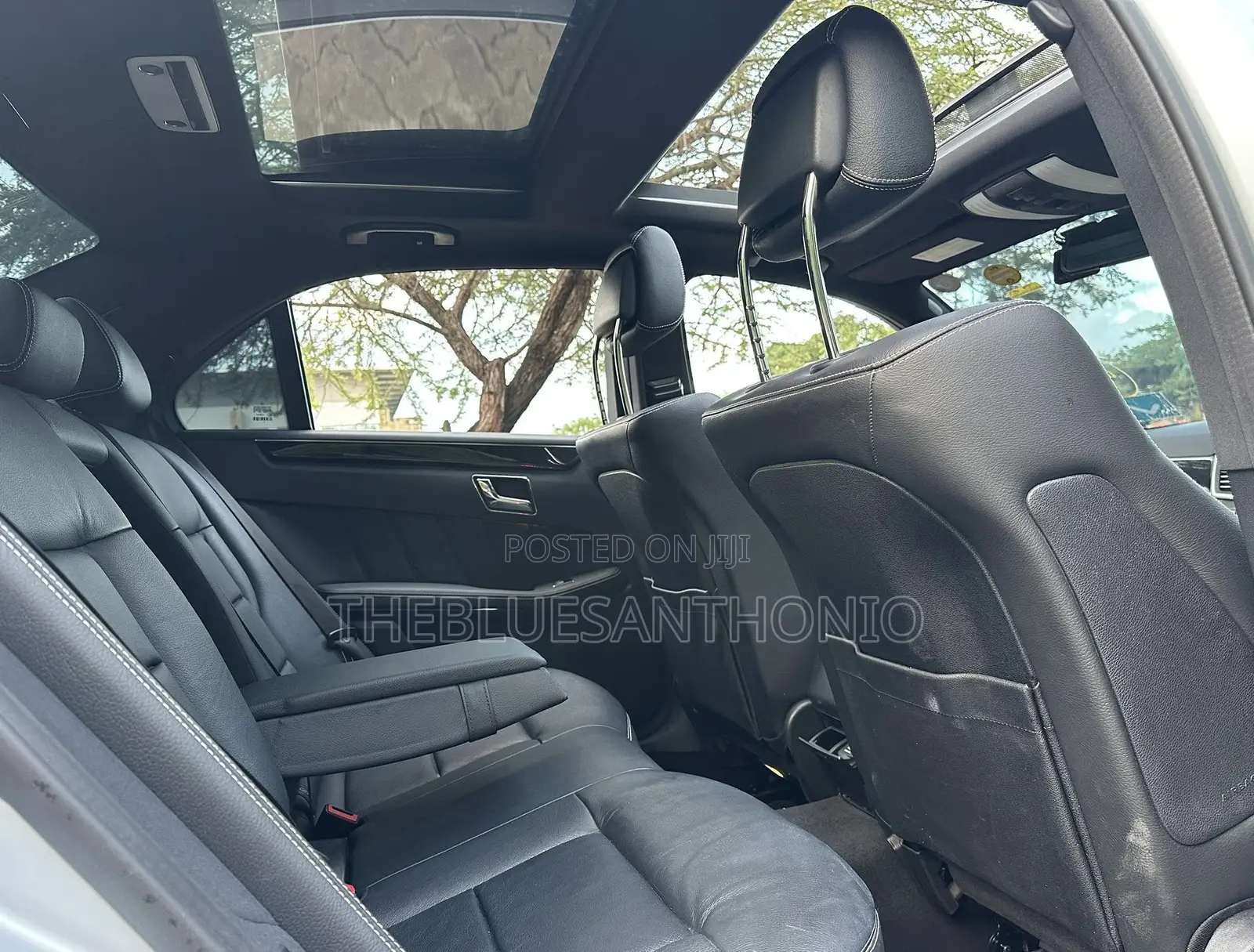 Mercedes-Benz E200 2011 Silver