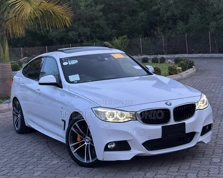 BMW G-Series 2012 Pearl