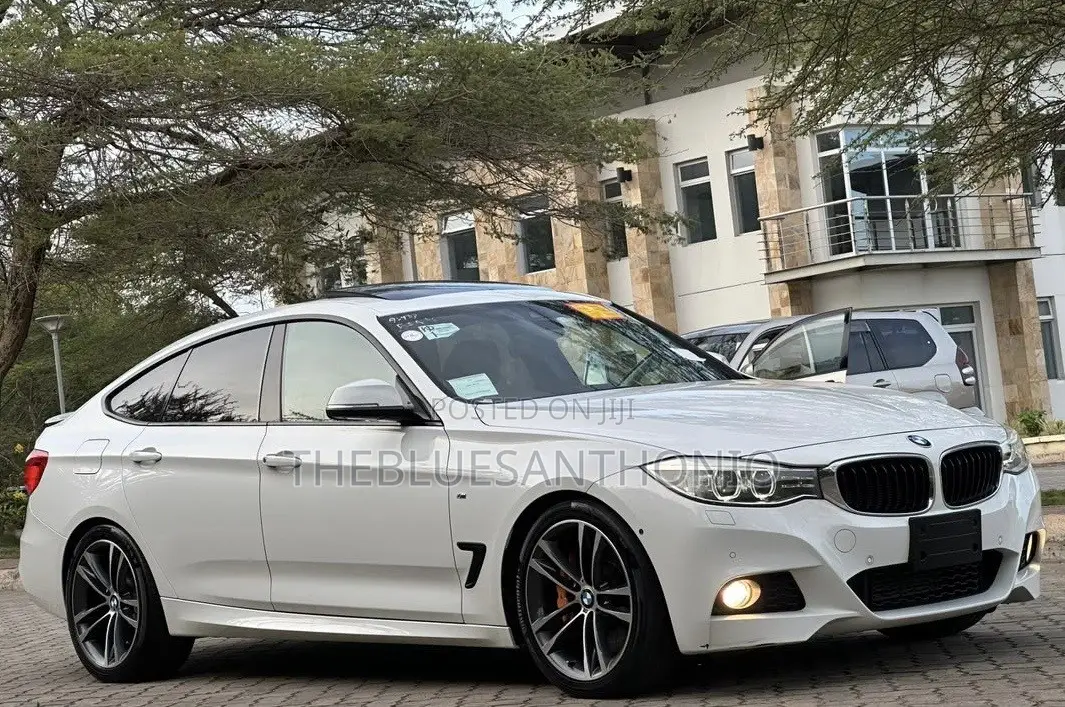 BMW G-Series 2012 Pearl