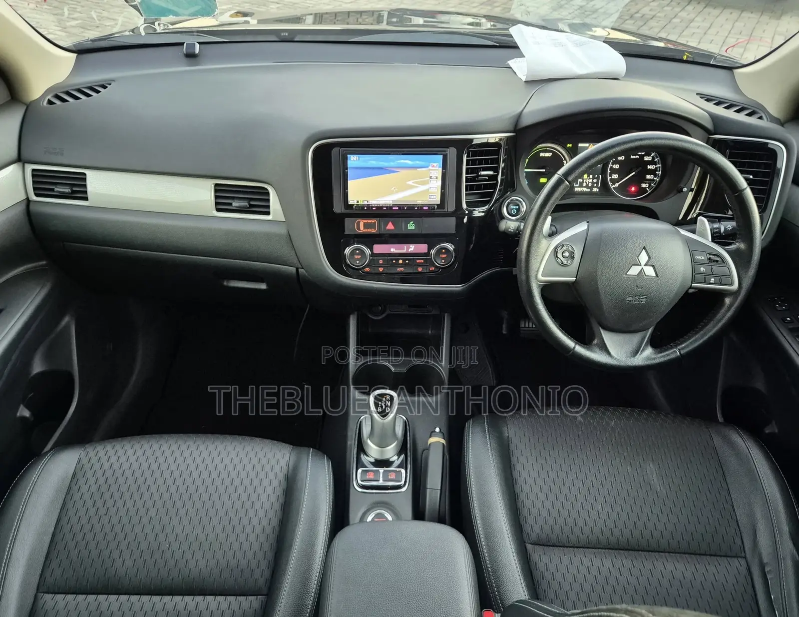 Mitsubishi Outlander 2013 Black