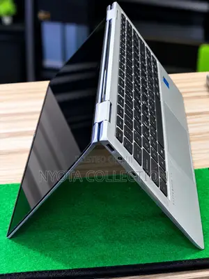 Laptop HP EliteBook x360 1030 G8 32GB Intel Core i7 SSD 256GB